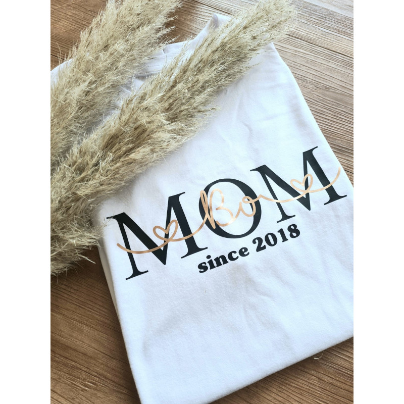 Mom T-Shirt, personalisiert mit den Namen deiner Kinder